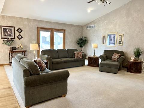 1918 Meadowview Dr, Celina, OH 45822 photo 2