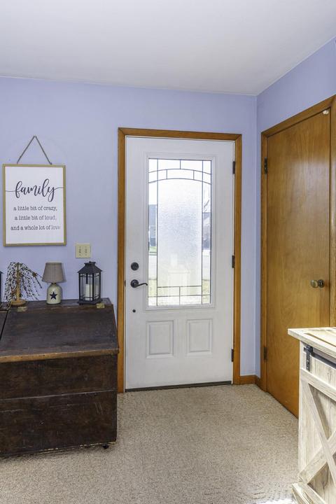 112 E Walnut St, Botkins, OH 45306 photo 2