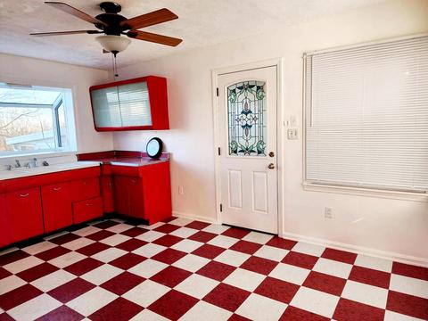 2322 Mechanicsburg Rd, Springfield, OH 45503 photo 8