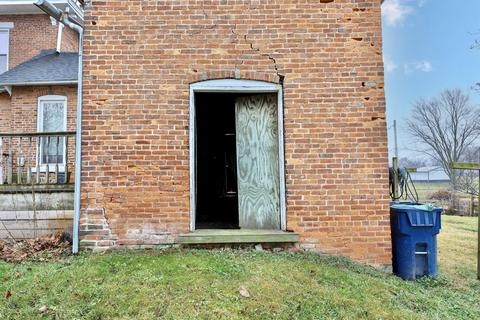 323 N Main St, De Graff, OH 43318 photo 18