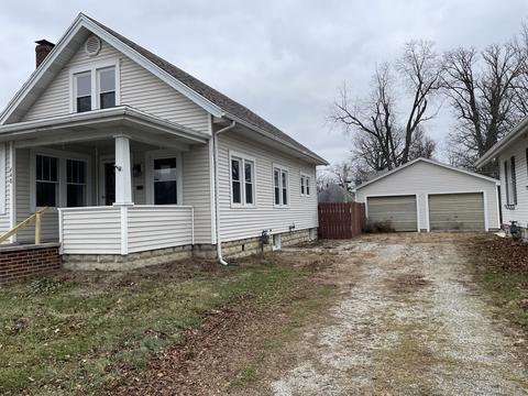 648 N Walnut St, Celina, OH 45822 photo 3