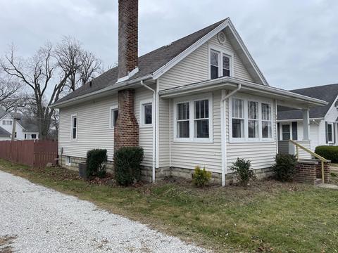648 N Walnut St, Celina, OH 45822 photo 2