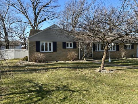 613 Linden Ave, Celina, OH 45822 photo 2