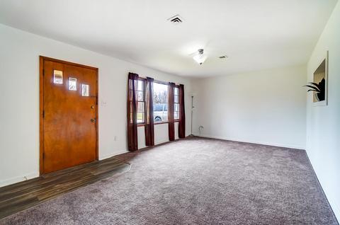 3915 Monterey Ave, Springfield, OH 45504 photo 3