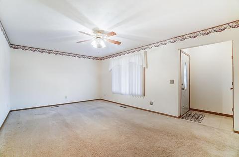 3024 E Brixton Dr, Springfield, OH 45503 photo 5