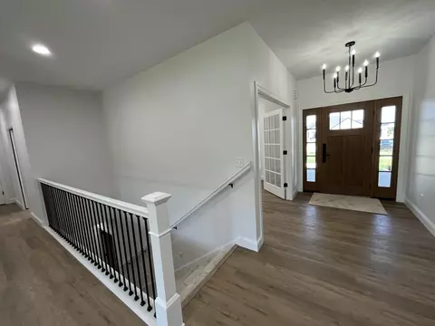 2208 Eaglebrooke Cir, Celina, OH 45822 photo 12