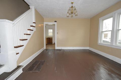 118 E Cecil St, Springfield, OH 45504 photo 7