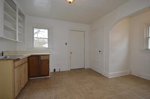 118 E Cecil St, Springfield, OH 45504 photo 12