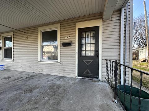 117 E Cecil St, Springfield, OH 45504 photo 3