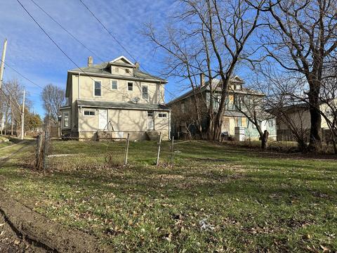 117 E Cecil St, Springfield, OH 45504 photo 2