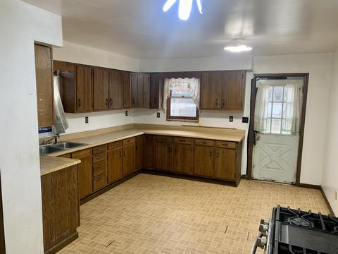 1125 W Jefferson St, Springfield, OH 45506 photo 9