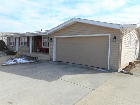 708 E Wayne St, Celina, OH 45822 photo 2