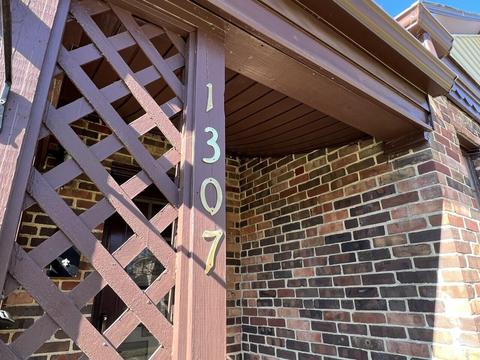 1307 N Lowry Ave, Springfield, OH 45504 photo 2