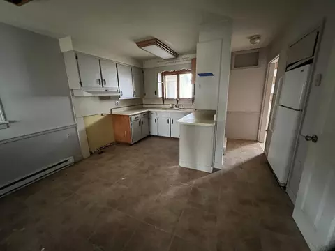 180 E Main St, Findlay, OH 45840 photo 6