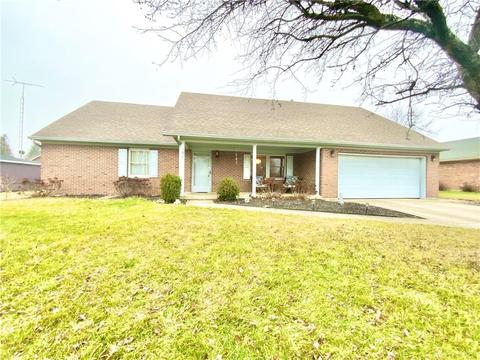 102 Willow Dr, Greenville, OH 45331