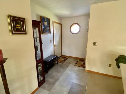 1717 E Mile Rd, Springfield, OH 45503 photo 5