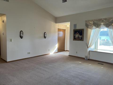 1154 Pheasant Run, Springfield, OH 45503 photo 6