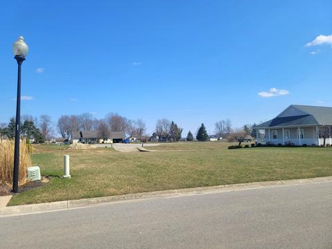 5170 S Lake Ct, Celina, OH 45822