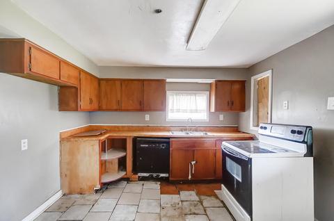 900 W Perrin Ave, Springfield, OH 45506 photo 11
