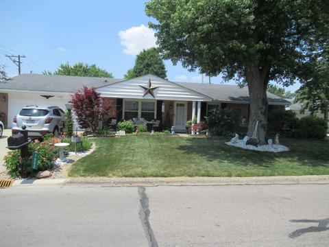 1302 Oaktree Dr, Greenville, OH 45331