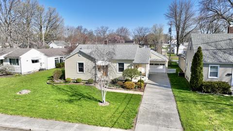 918 W High St, Saint Marys, OH 45885