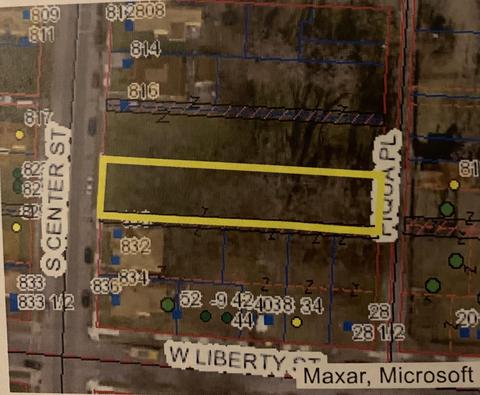 824 S Center St, Springfield, OH 45506