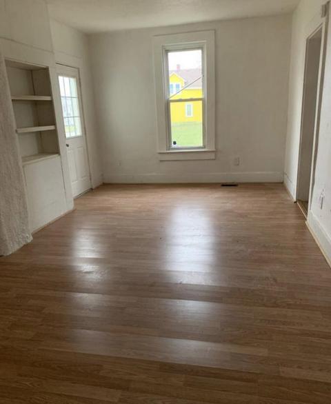 235 E Liberty St, Springfield, OH 45505 photo 8