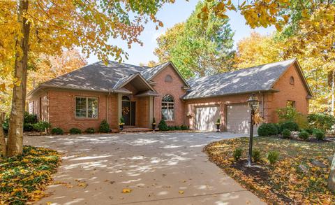 9 N Maurer Pl, New Bremen, OH 45869