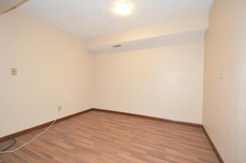 2883 Willow Rd, Springfield, OH 45502 photo 7