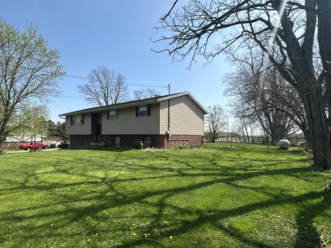 2883 Willow Rd, Springfield, OH 45502 photo 3