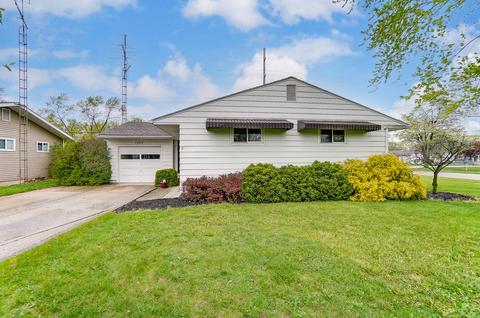 1002 Hemlock St, Celina, OH 45822