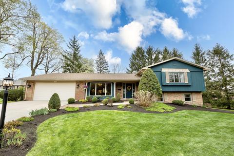 221 Shady Lane Dr, Bellefontaine, OH 43311