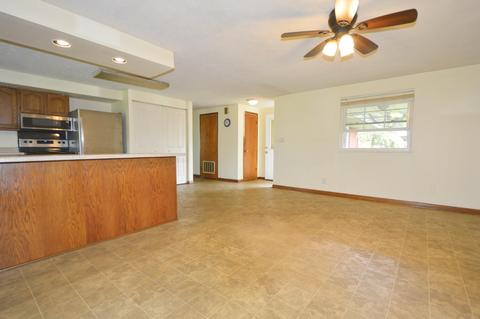 3311 Cambridge Dr, Springfield, OH 45503 photo 7