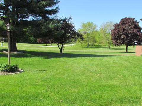 2981 E Possum Rd, Springfield, OH 45502 photo 4