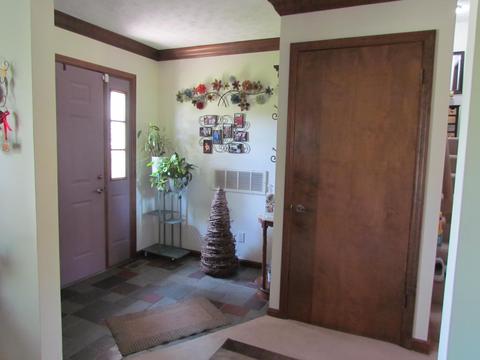 2981 E Possum Rd, Springfield, OH 45502 photo 6