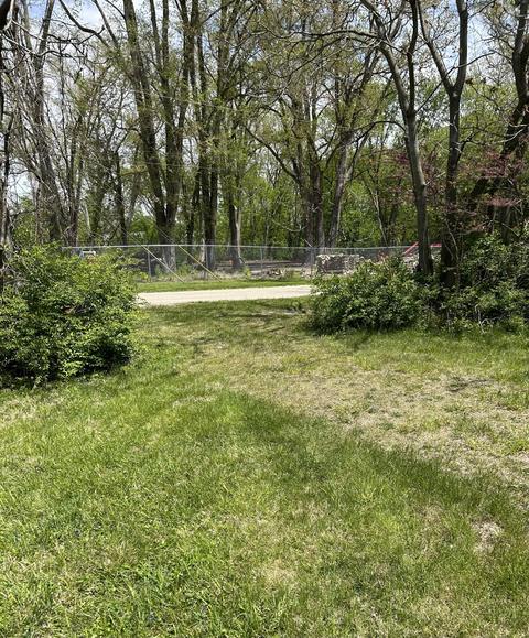 2011 E Pleasant St, Springfield, OH 45505 photo 5