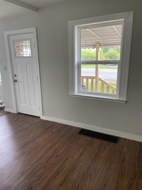 2159 S Yellow Spring St, Springfield, OH 45506 photo 10