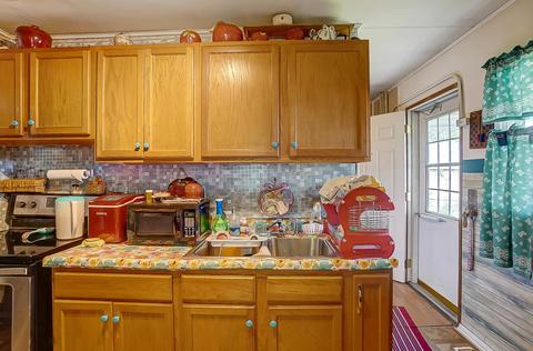 640 Eastmoor Dr, Springfield, OH 45505 photo 9