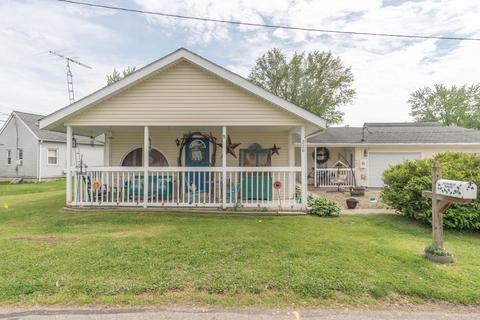 228 E Aiken St, Russells Point, OH 43348