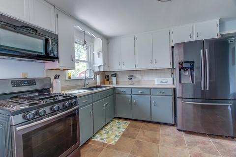 2656 Cavins Dr, Springfield, OH 45503 photo 8