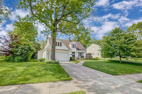617 S Tanglewood Dr, Springfield, OH 45504 photo 2