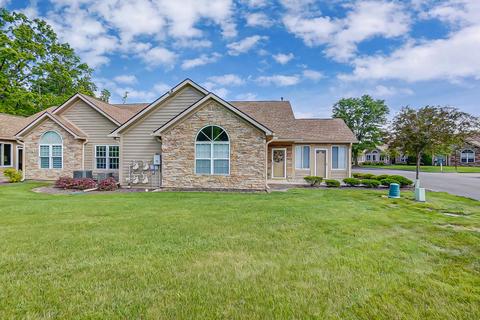 2446 Patrick Blvd, Beavercreek, OH 45431