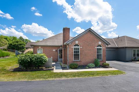 224 Pine Ridge Ct, Bellefontaine, OH 43311