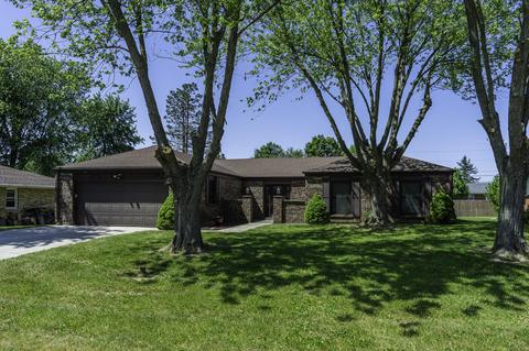 306 Lavina Ave, Cridersville, OH 45806