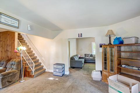 233 E Cecil St, Springfield, OH 45503 photo 4