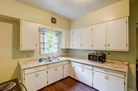 233 E Cecil St, Springfield, OH 45503 photo 10