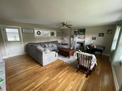 640 White Oak Dr, Springfield, OH 45504 photo 3