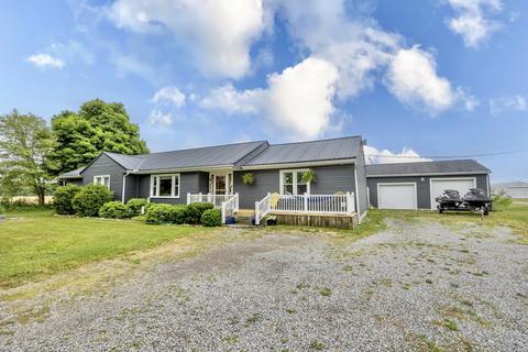 21606 State Route 274, Jackson Center, OH 45334