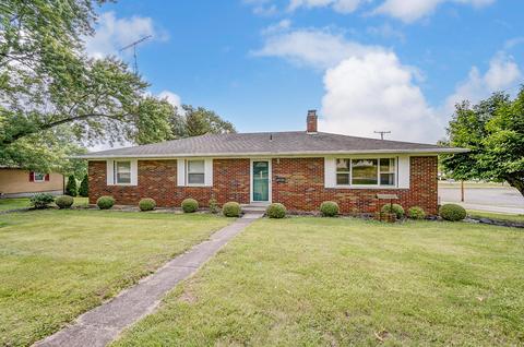 1208 Holly Dr, Springfield, OH 45504