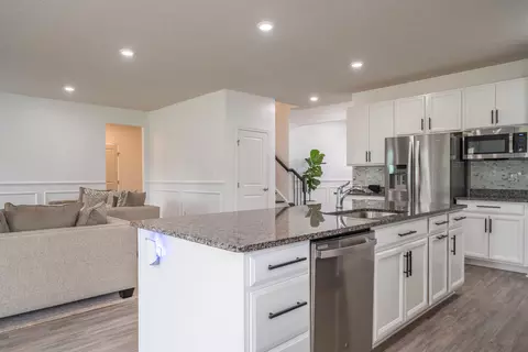 179 Chapel Dr E, Troy, OH 45373 photo 9